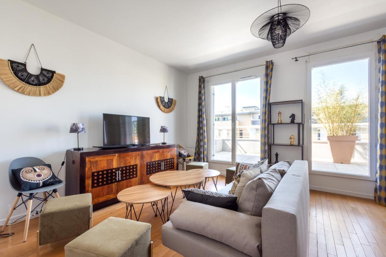 Апартаменты Luxe Penthouse For 6 - Fairytale Factory Бюсси-Сен-Жорж Экстерьер фото